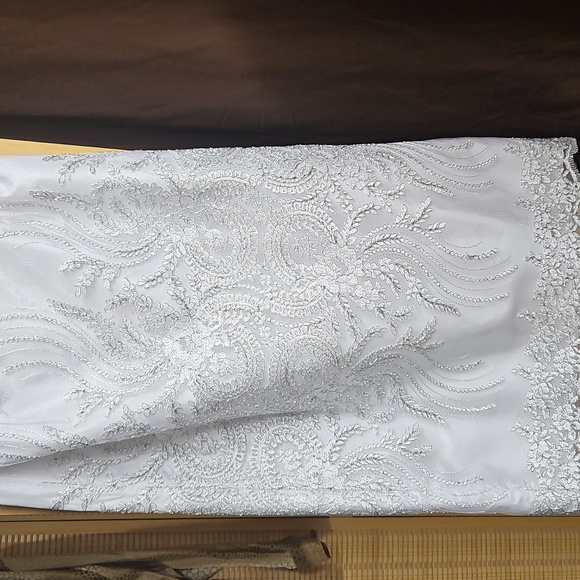 Sophisticated Cream Embellished Women's 3 Pc. Dress Suit - Picture 2 of 3